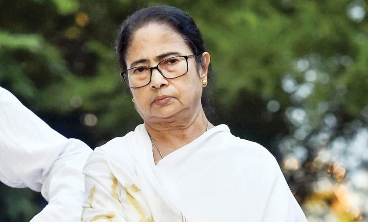 ममतादीदींच्या शरणागतीचे आश्चर्य